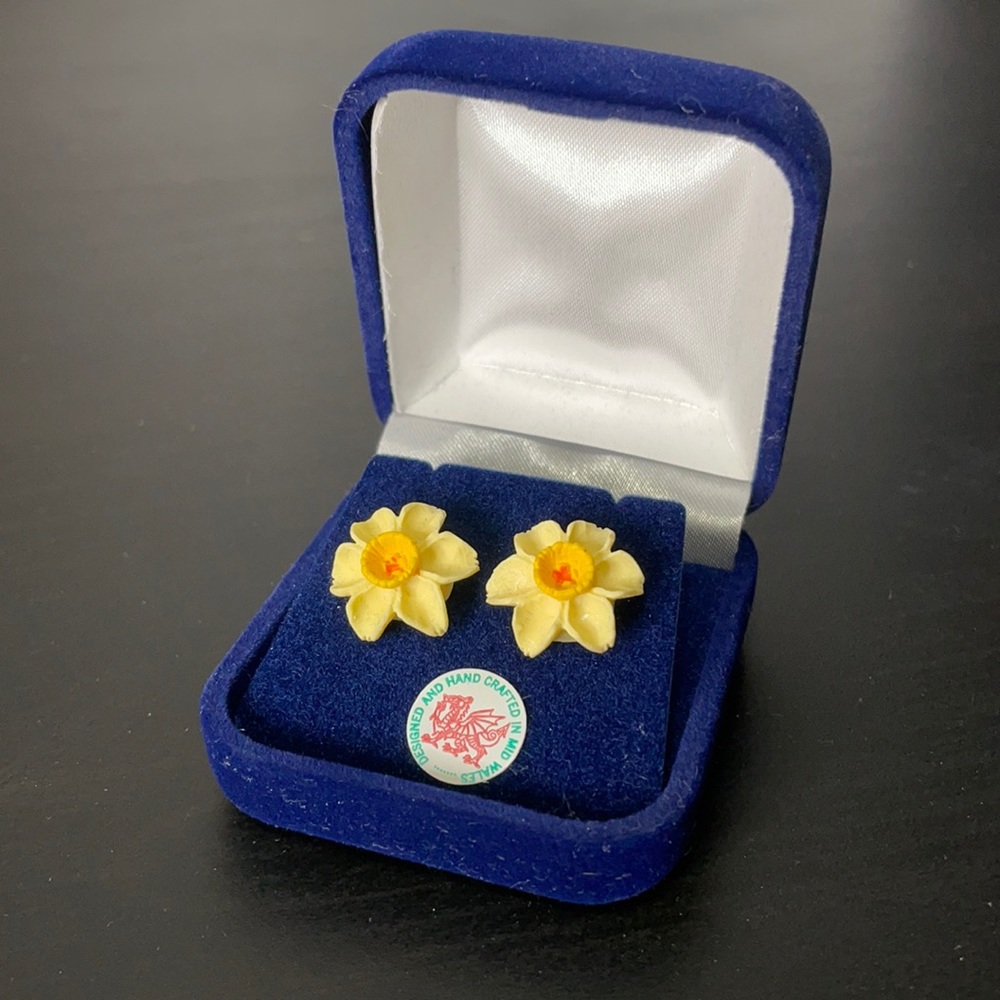 Daffodil Earings